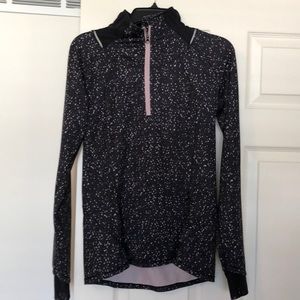 Lululemon size 8 half zip
